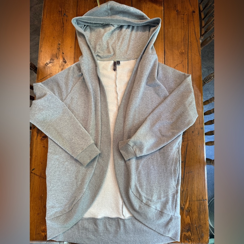 Orb Life Heathered grey cardigan